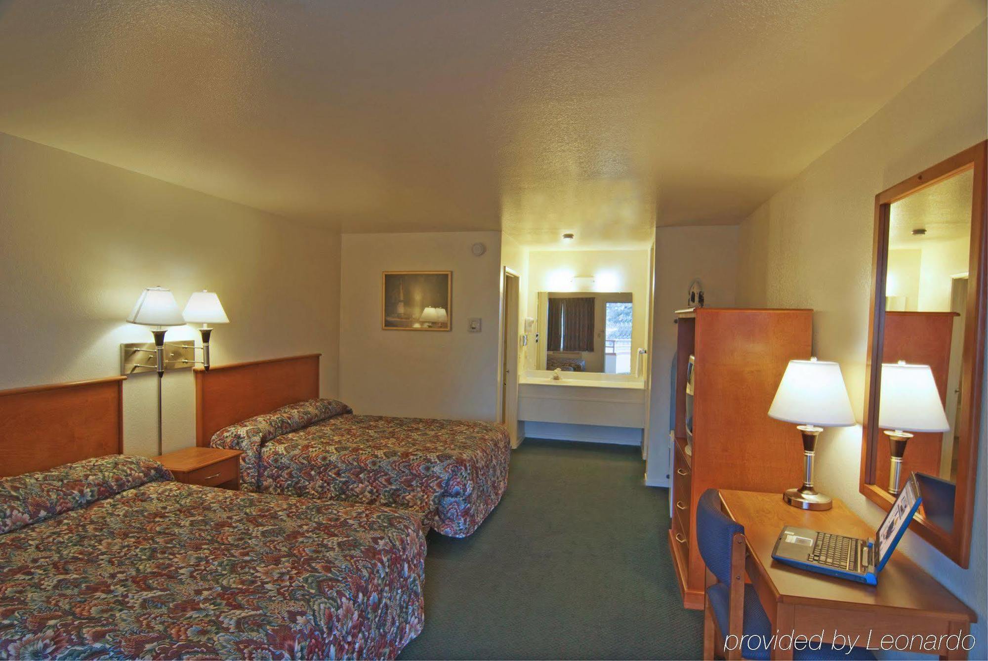 Americas Best Value Inn Santa Rosa Cameră foto